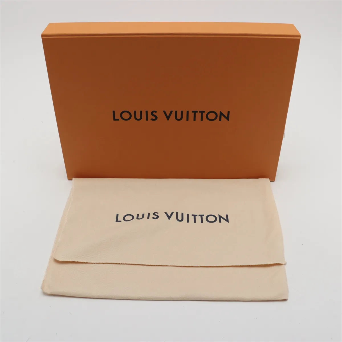 Louis Vuitton Monogram Shadow Pochette Discovery  Black