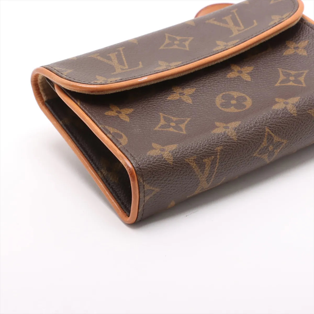 Louis Vuitton Monogram Pochette Florentine  FL0053   Belt size XS