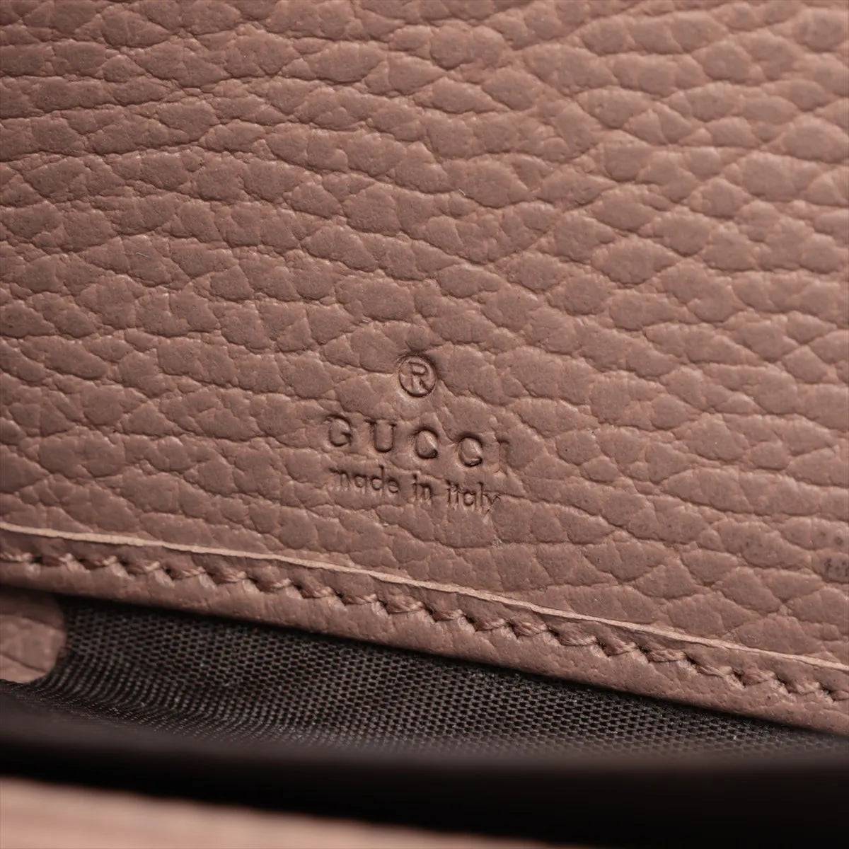 Gucci GG Marmont Canvas & Lleather Zip Round Wallet (SB08-51)