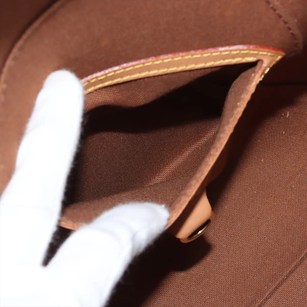 Louis Vuitton Monogram Ellipse MM  SB06-146