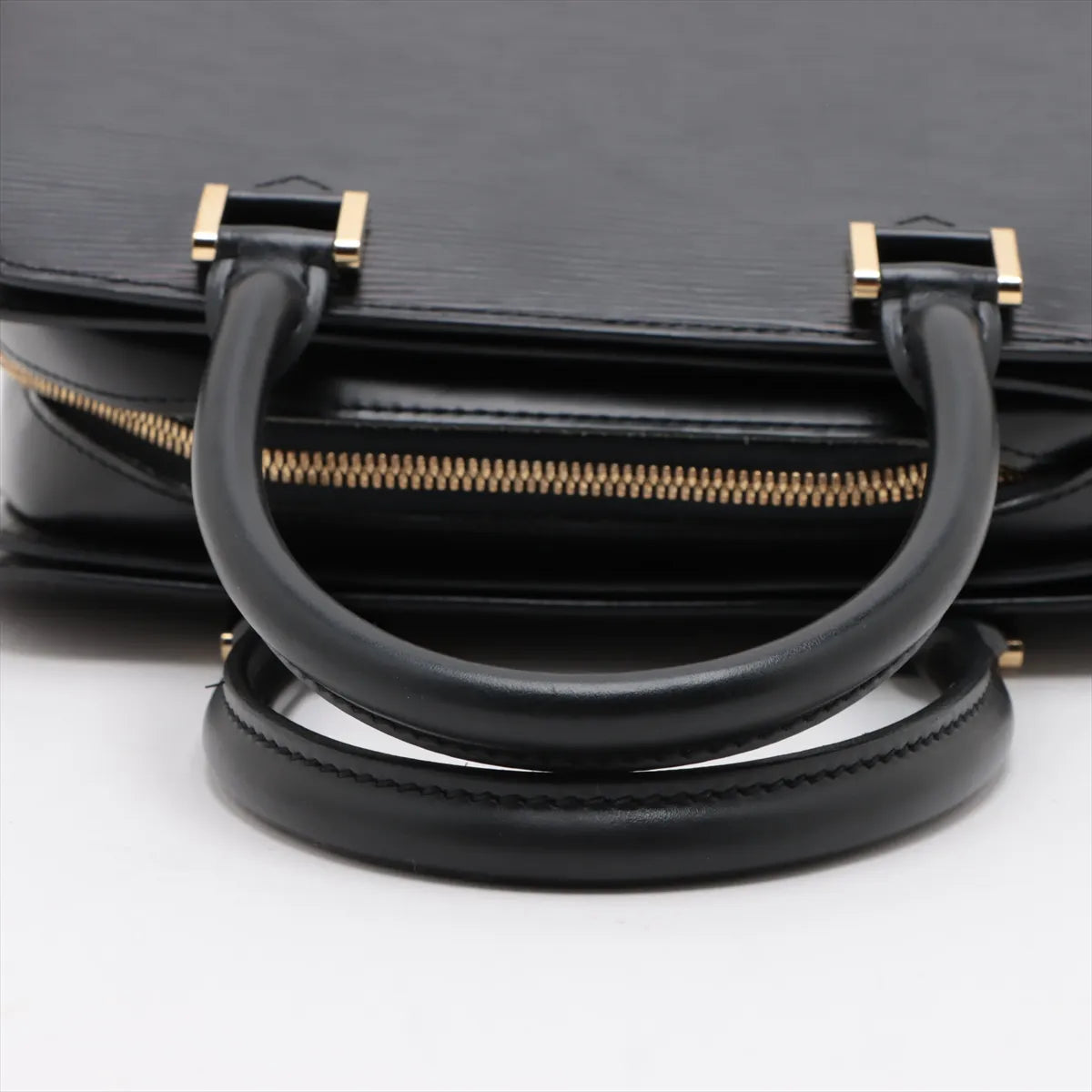 Louis Vuitton Epi Pont Neuf  MI0919 Black