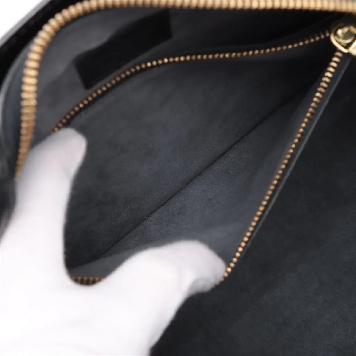 Louis Vuitton Epi Pont Neuf  MI0919 Black