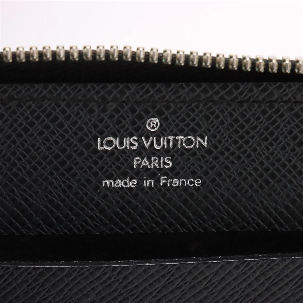 Louis Vuitton Taiga Vladimir  RI3088 Black