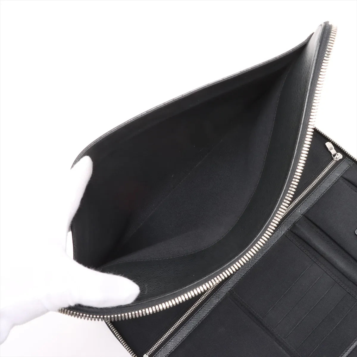 Louis Vuitton Taiga Vladimir  RI3088 Black
