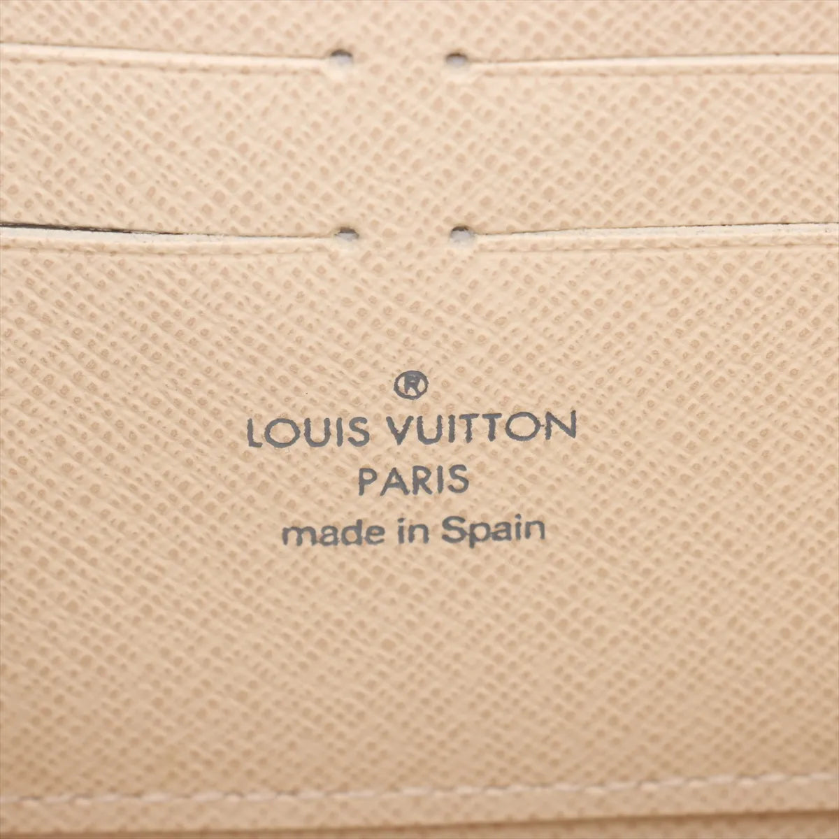 Louis Vuitton Damier Azul Zippy Wallet (SB08-1178)