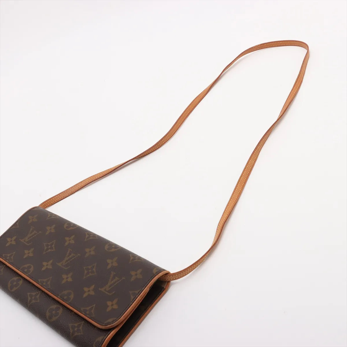 Pre-Owned Louis Vuitton Monogram Pochette Twin GM SB06-162