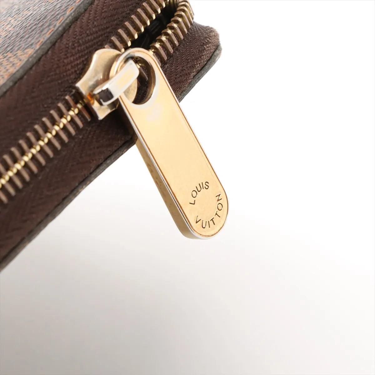 Louis Vuitton Damier Zippy Wallet (SB08-1860)