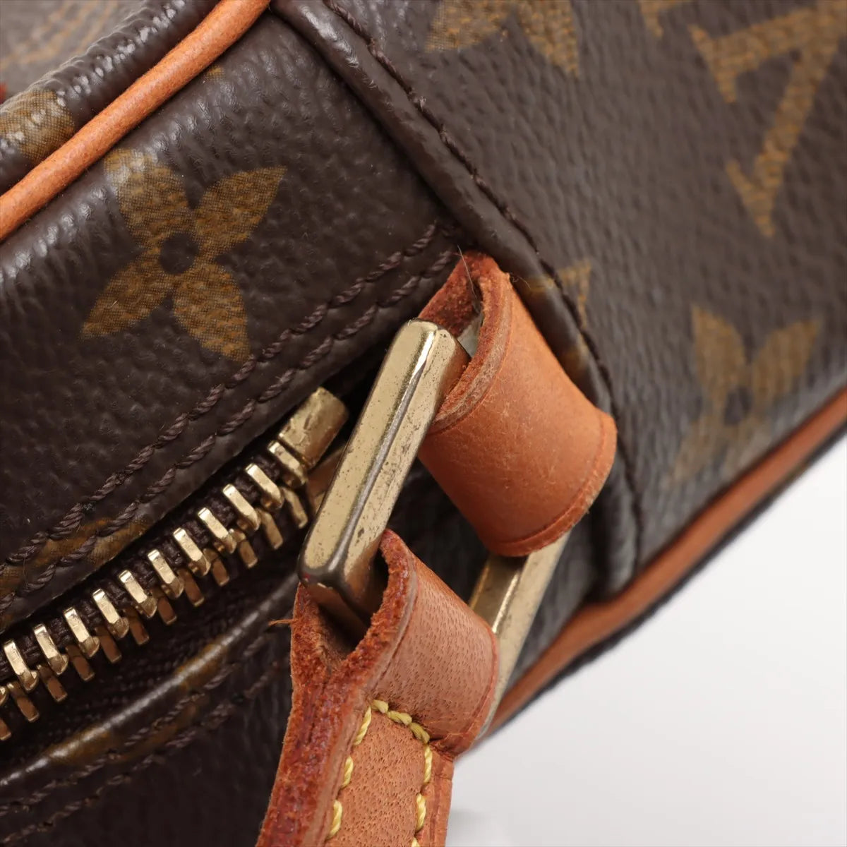 Pre-Owned Louis Vuitton Monogram Pochette Cité  SB06-6