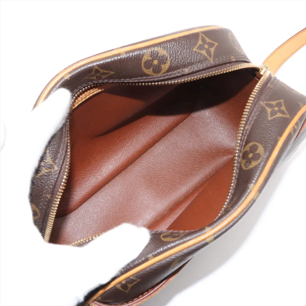 Louis Vuitton Monogram Blois SB06-31