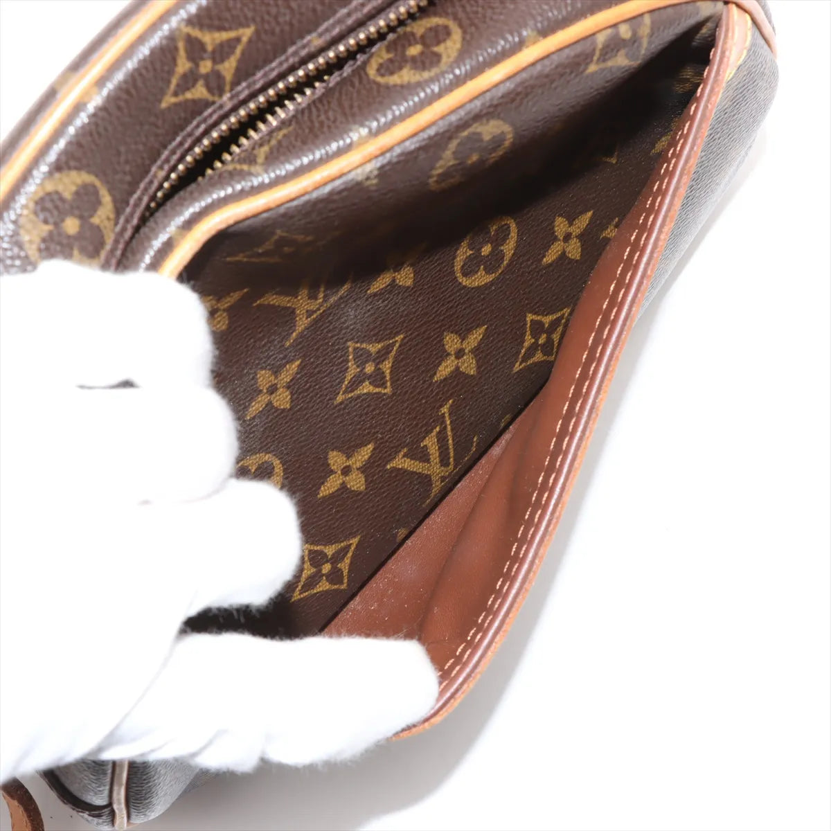 Louis Vuitton Monogram Blois SB06-31