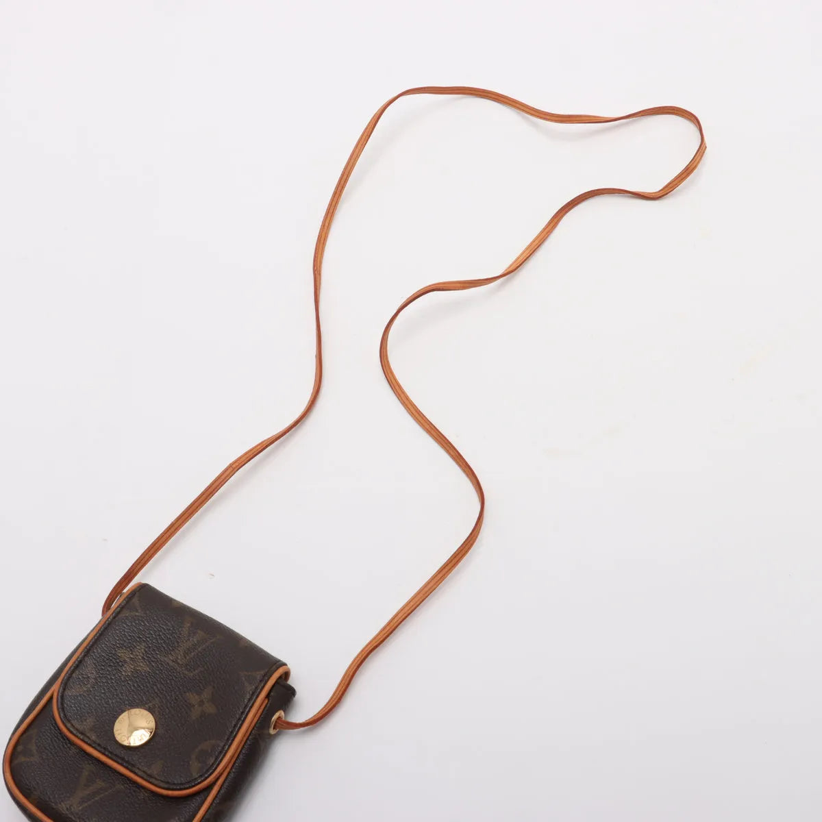 Pre-Owned Louis Vuitton Monogram Pochette Cancun  SB06-1689