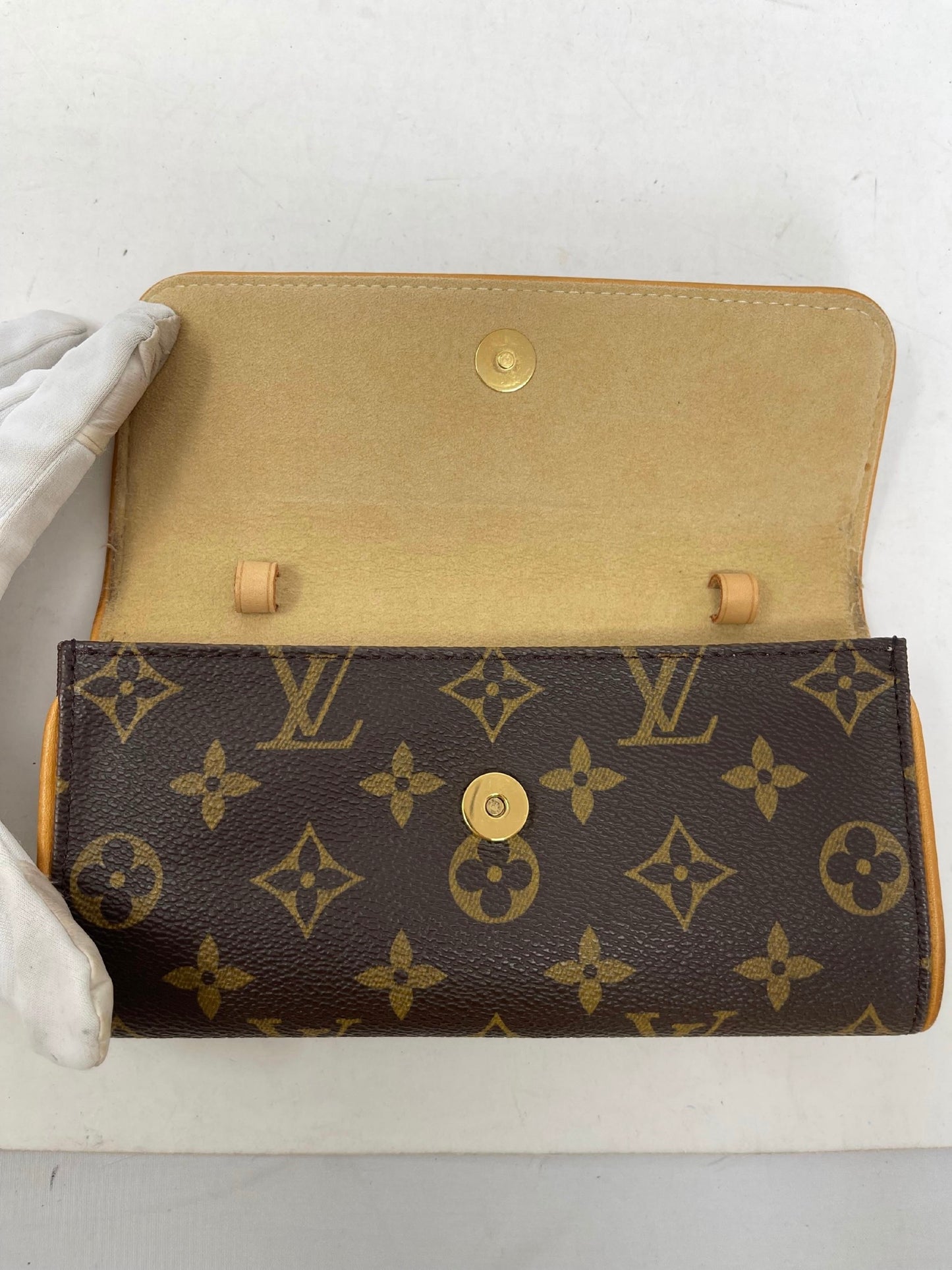 Louis Vuitton Pochette Twin PM