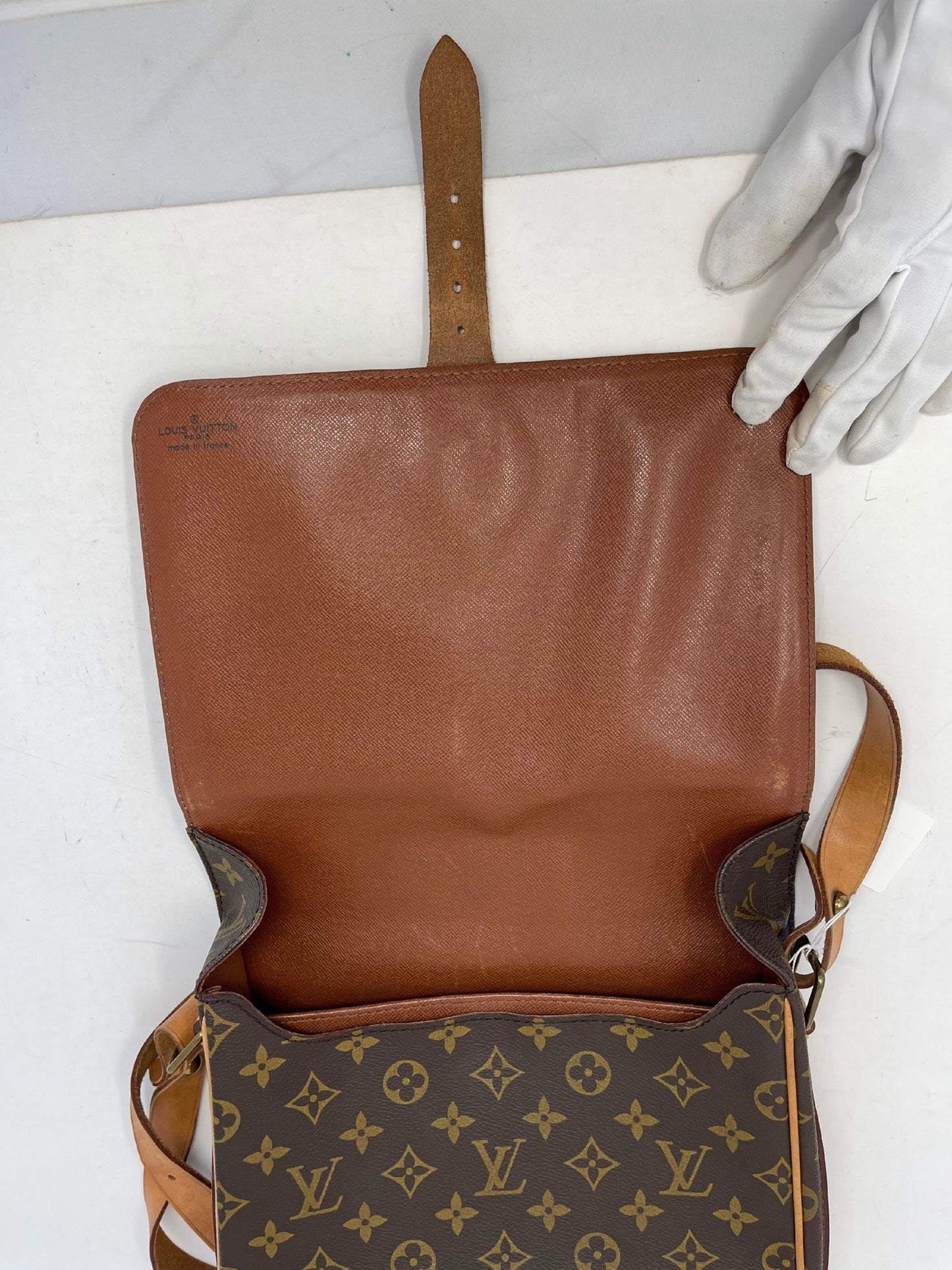 Louis Vuitton Monogram Canvas Cartouchiere GM