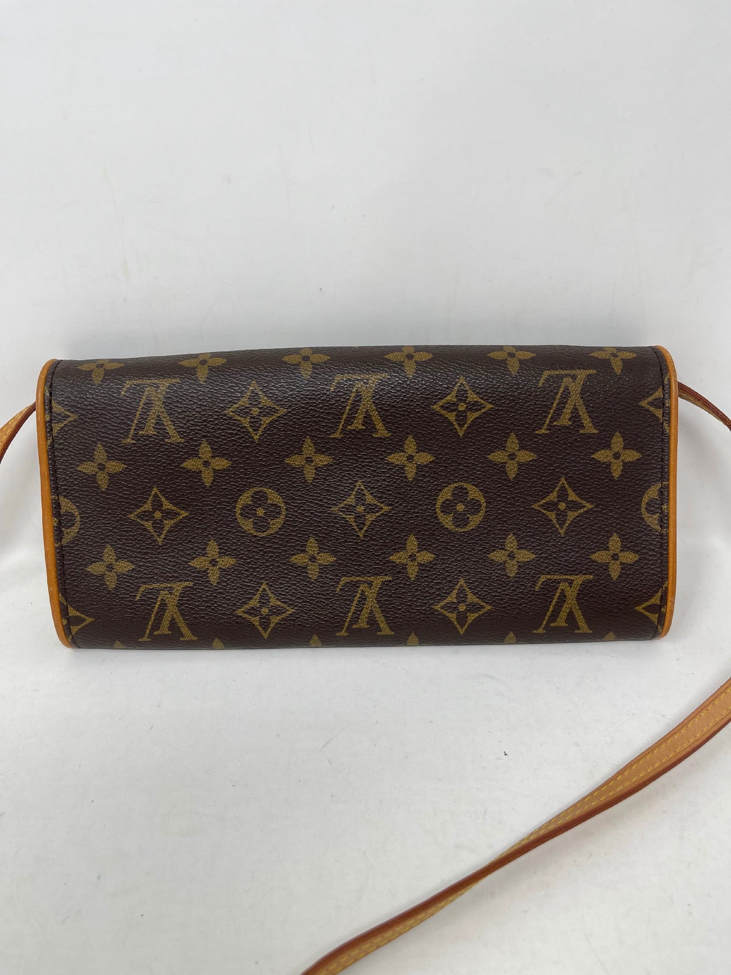LOUIS VUITTON Monogram Pochette Twin GM