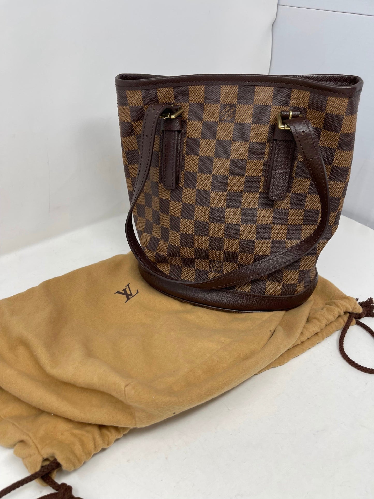 Louis Vuitton Marais Damier Ebene Bucket Bag
