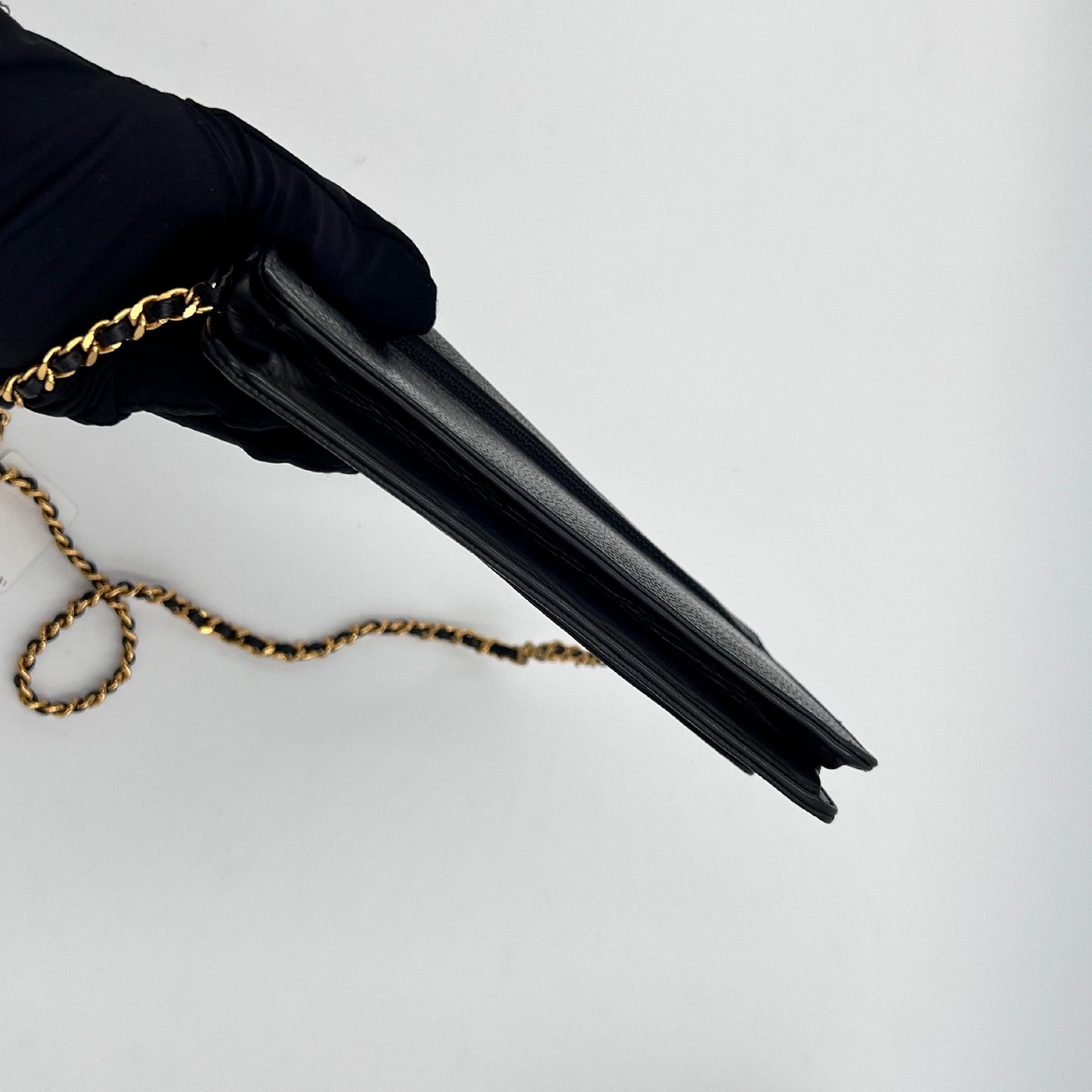 Timeless Caviar Wallet on Chain - Chanel