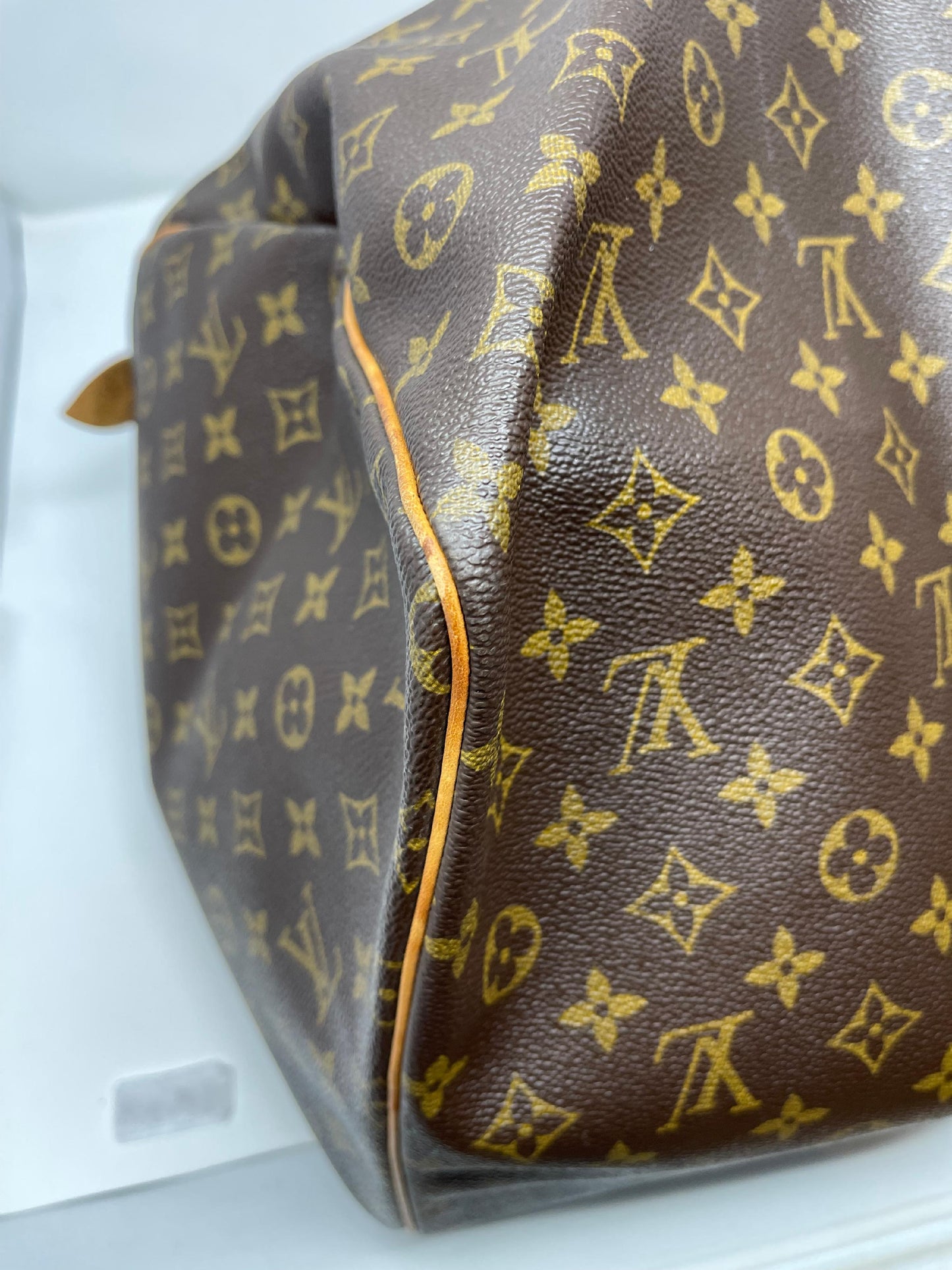 Louis Vuitton Keepall (AF956)