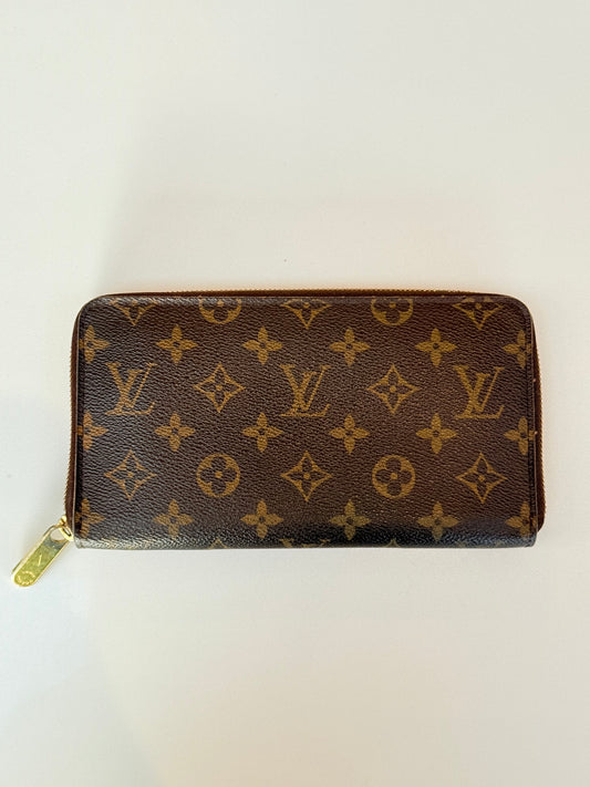 Louis Vuitton Zippy Organizer