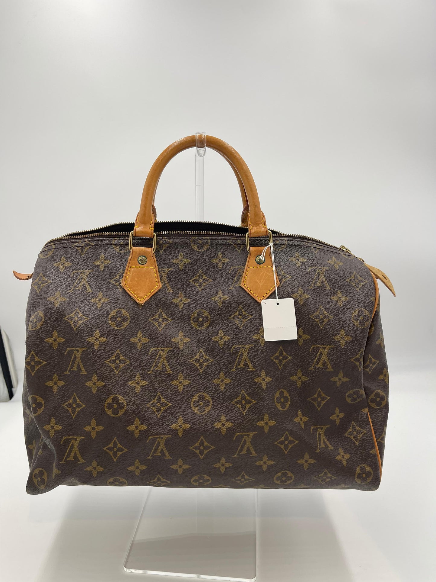 Louis Vuitton Speedy