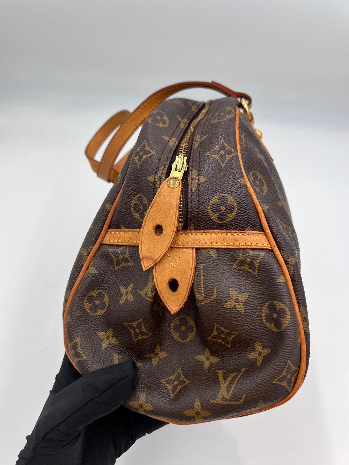 Louis Vuitton Montorgueuil MM
