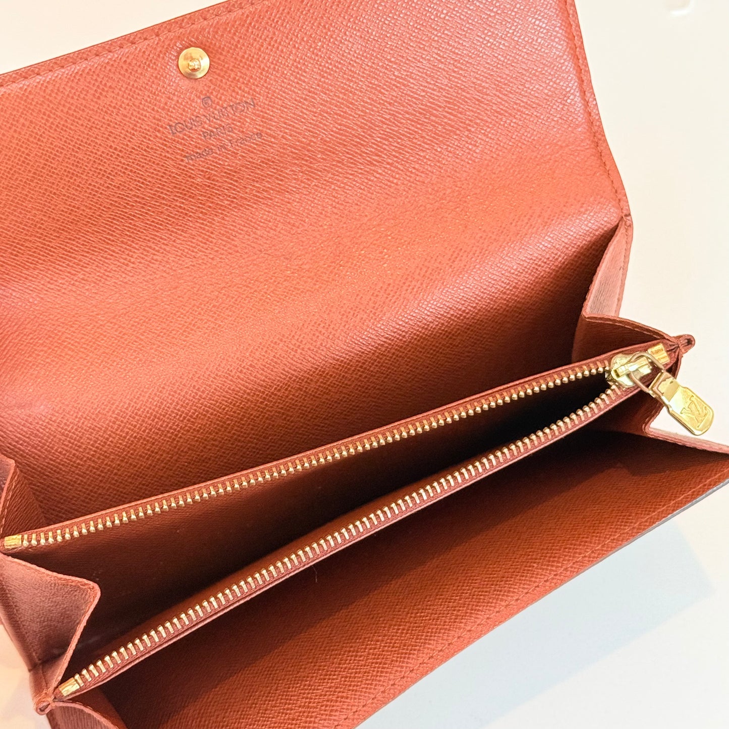 Louis Vuitton Portefuille Sarah