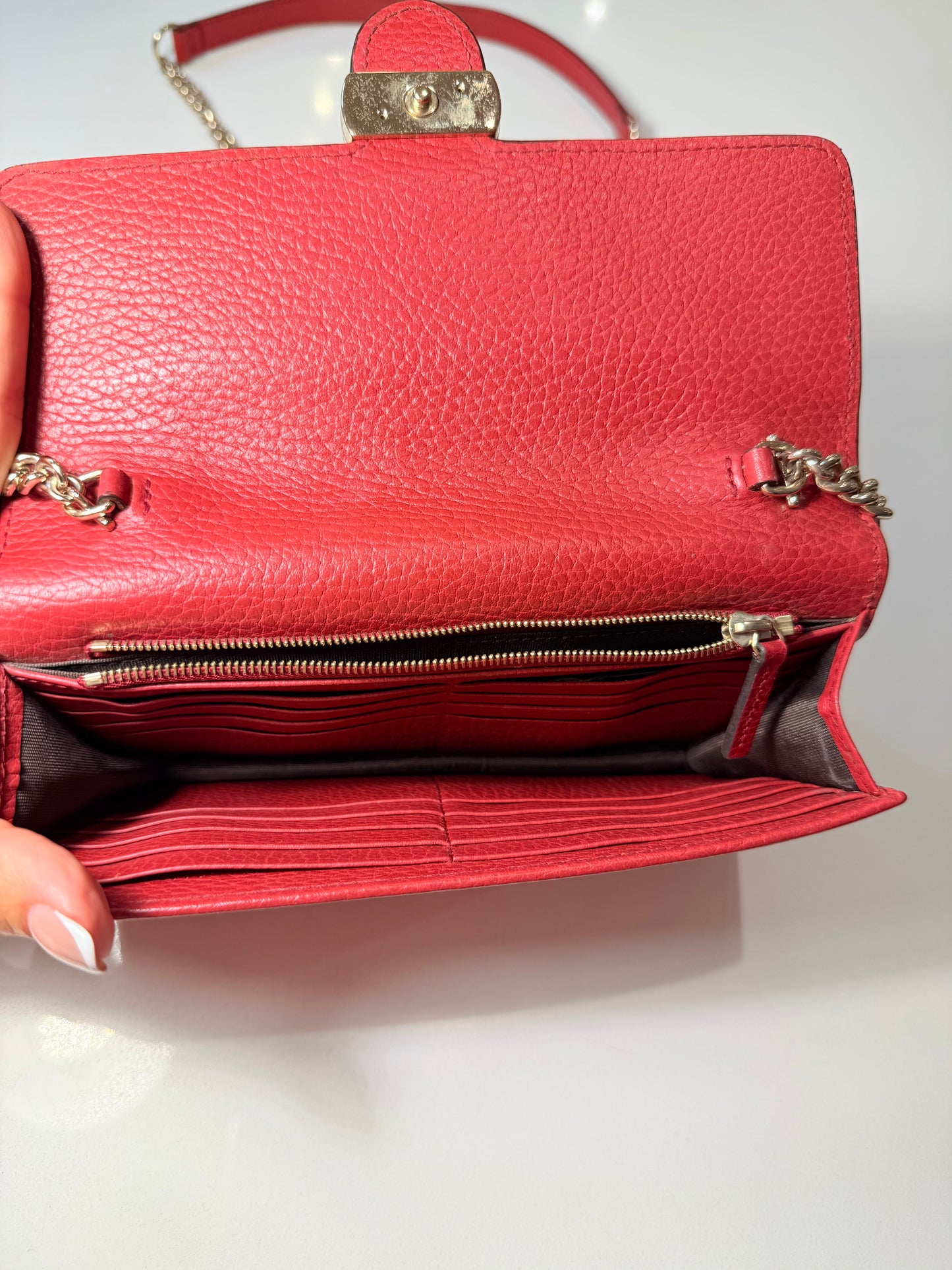 Gucci Interlocking Wallet on Chain