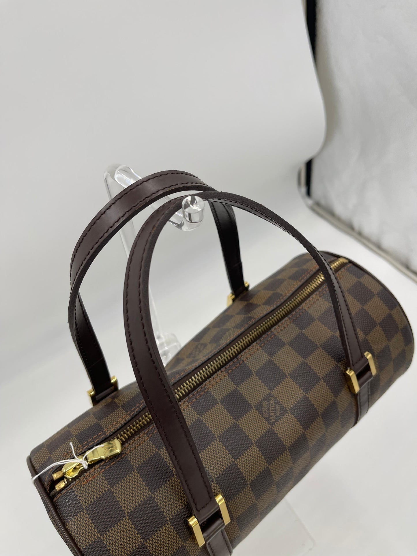 Louis Vuitton Papillon Damier (AH744)