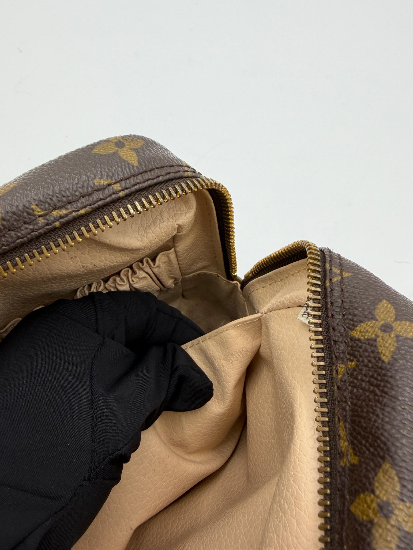 Louis Vuitton Toulouse Toilette 25