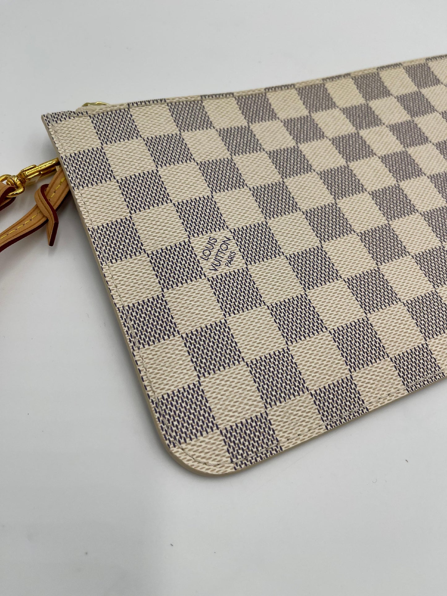Louis Vuitton Neverfull Pouch Azur MM SR2144 (AH920)