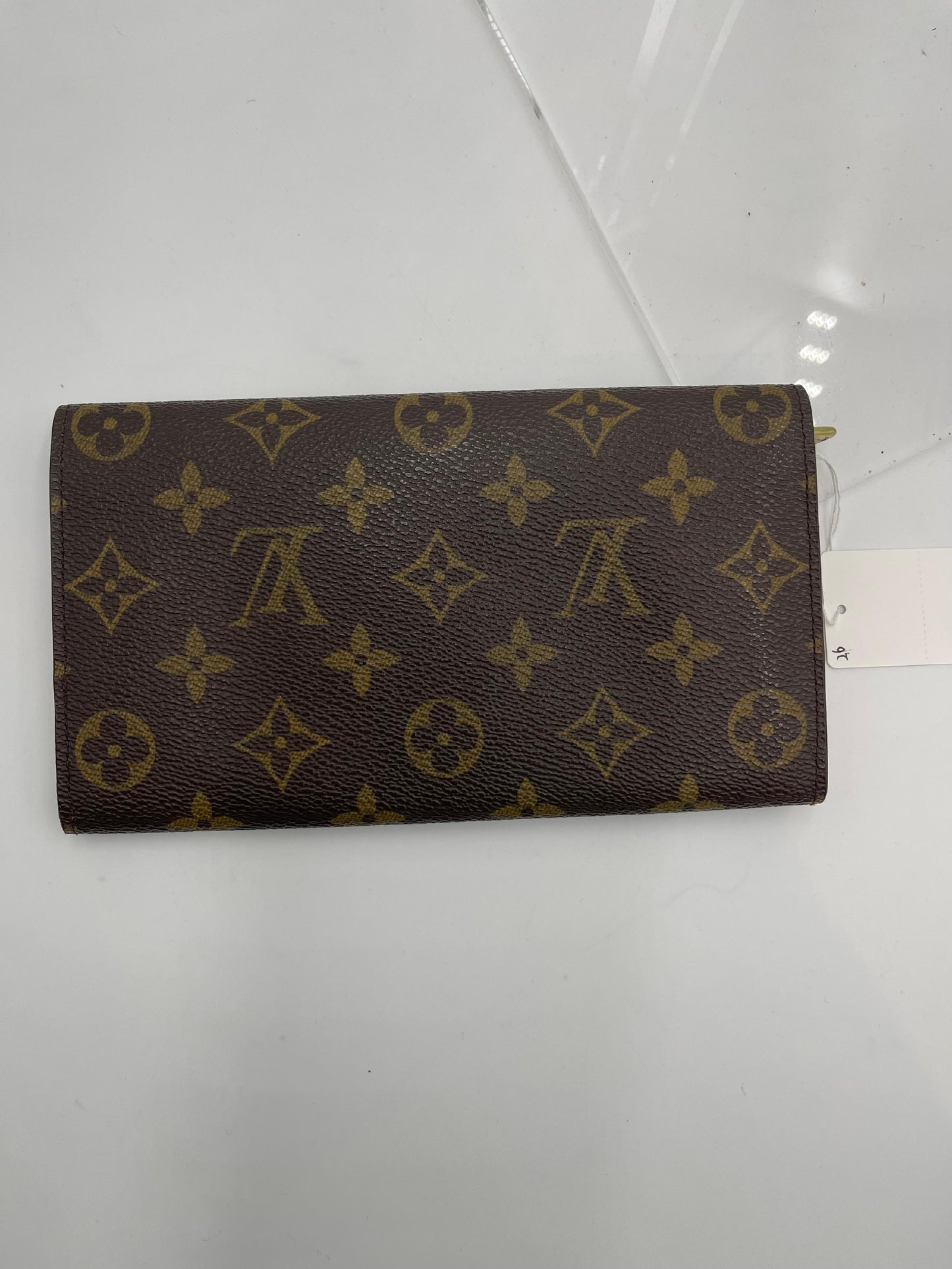 Louis Vuitton Sarah Wallet TH0946 (AH921)