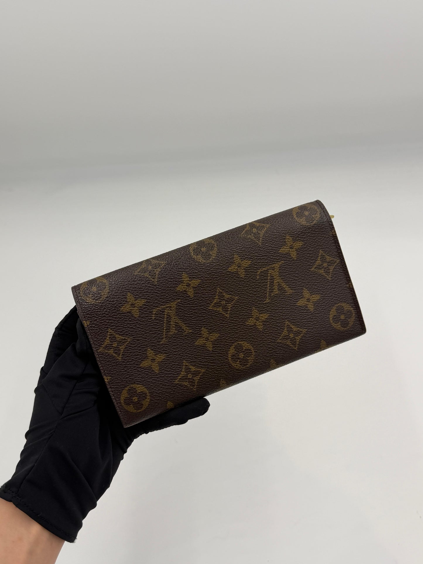Louis Vuitton Monogram Sarah Wallet (AI088)
