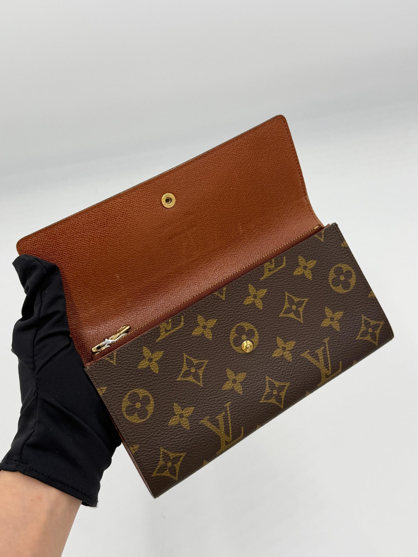 Louis Vuitton Monogram Sarah Wallet (AI092)