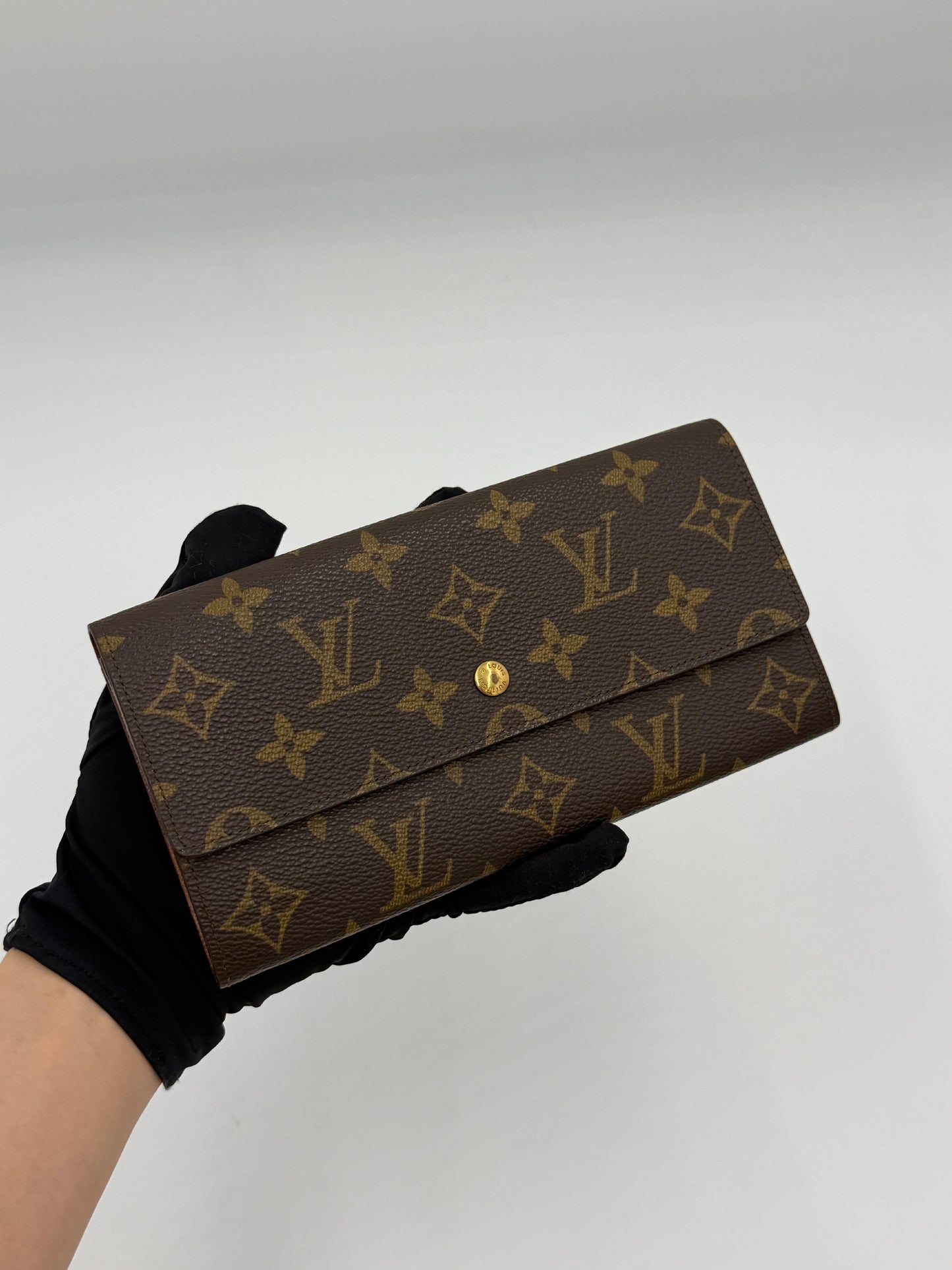 Louis Vuitton Monogram Sarah Wallet (AI092)