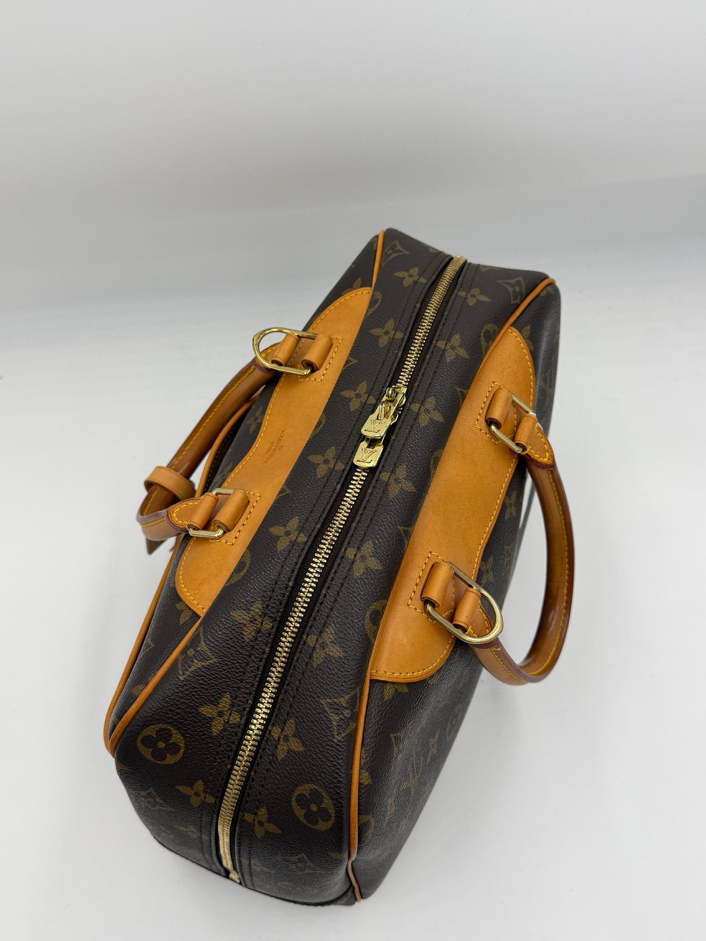 Louis Vuitton Deauville