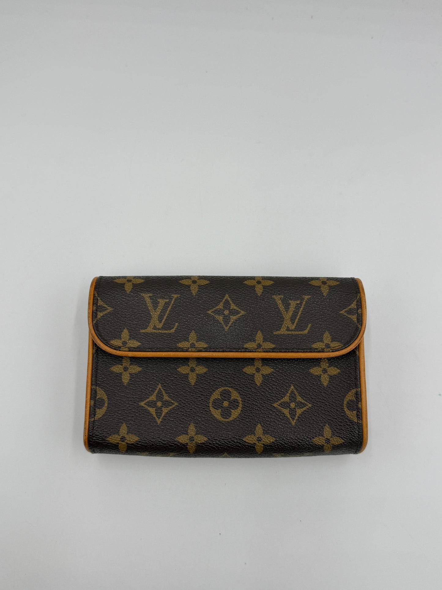 Louis Vuitton Pochette Florentine M