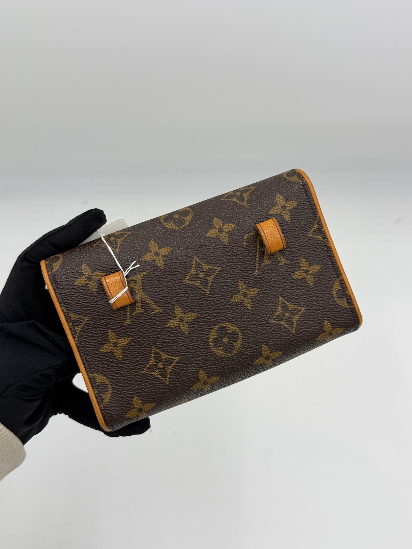 Louis Vuitton Pochette Florentine M