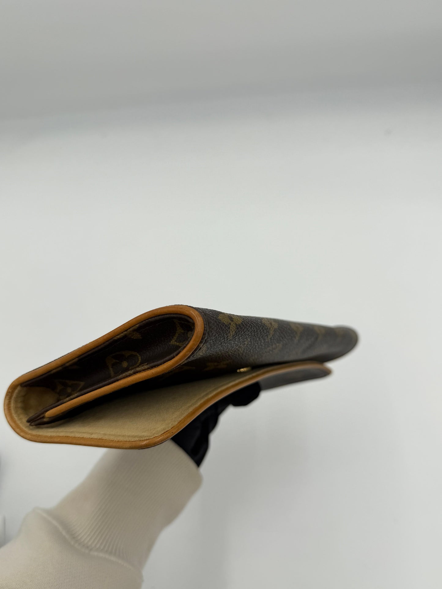 Louis Vuitton Pochette Twin GM