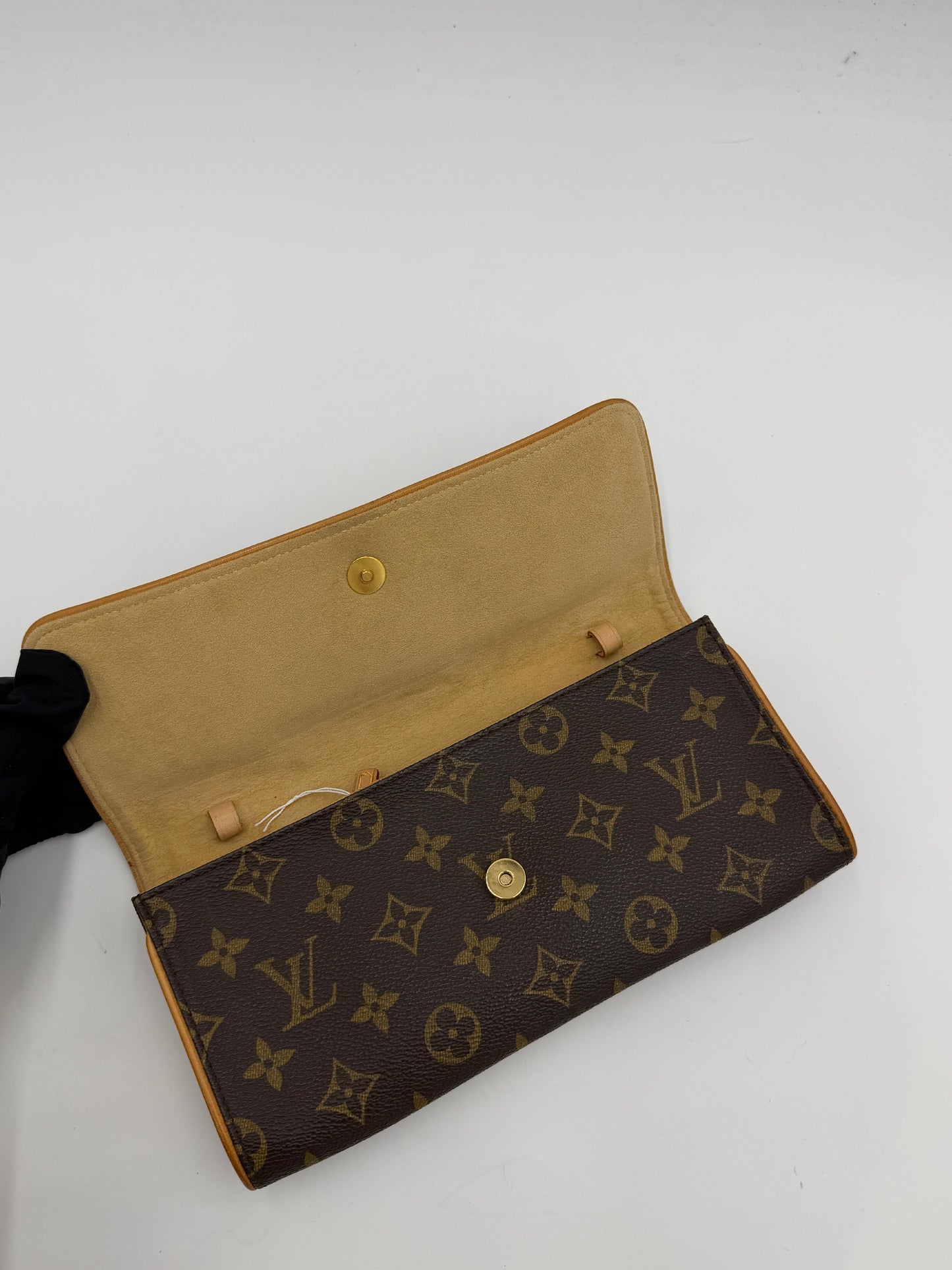 Louis Vuitton Pochette Twin GM