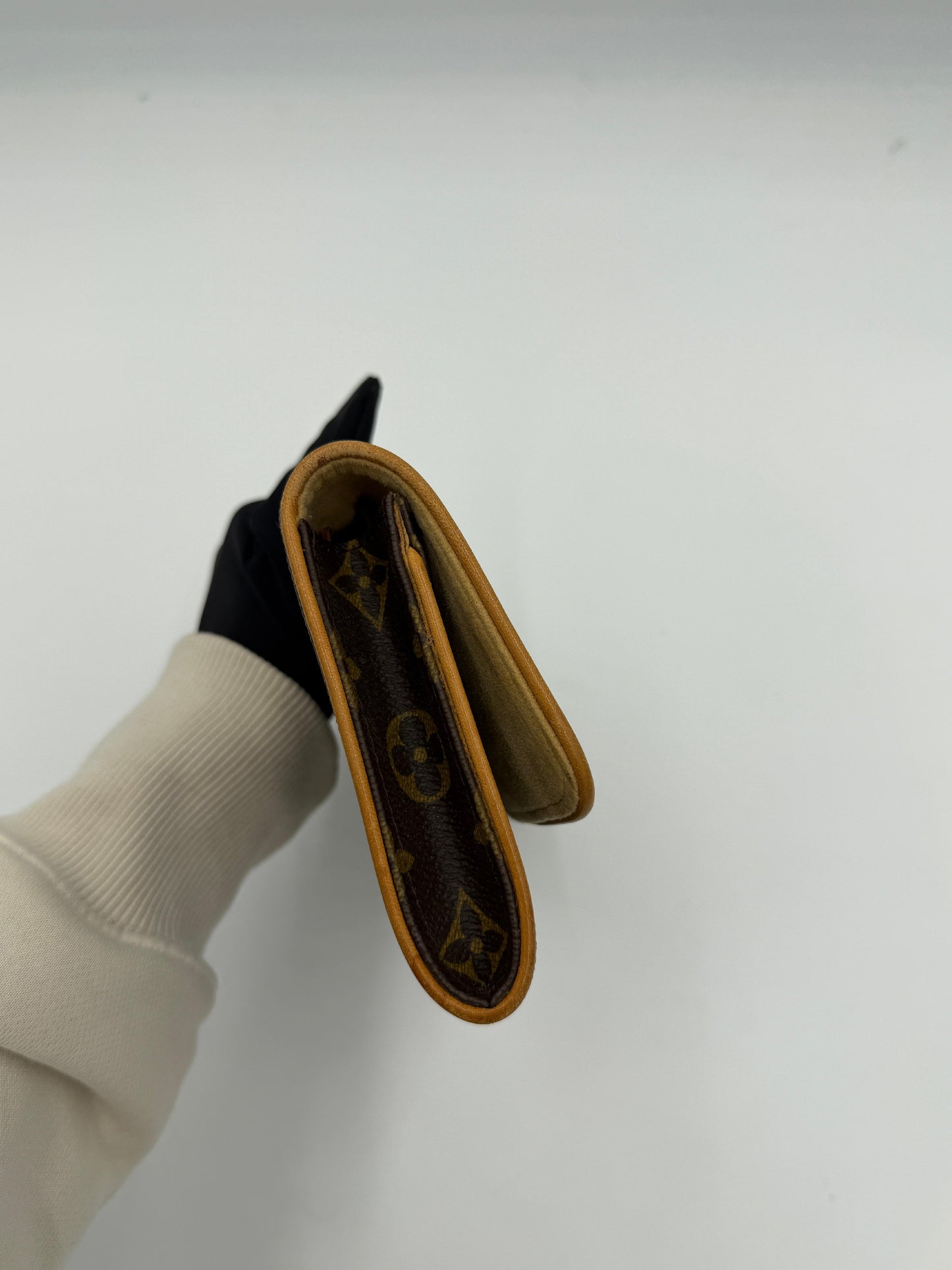 Louis Vuitton Pochette Twin GM