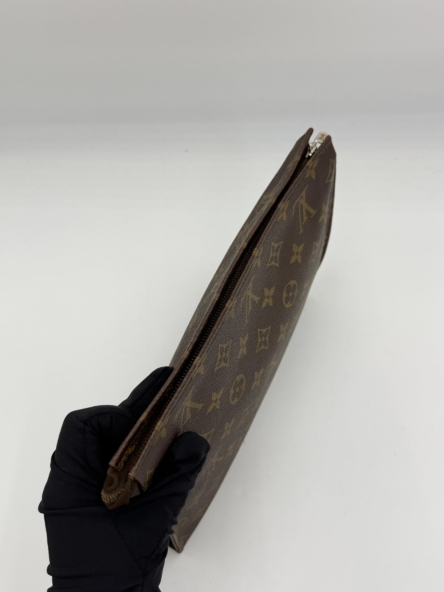 Louis Vuitton Toiletry Pouch 26 Pre-Owned