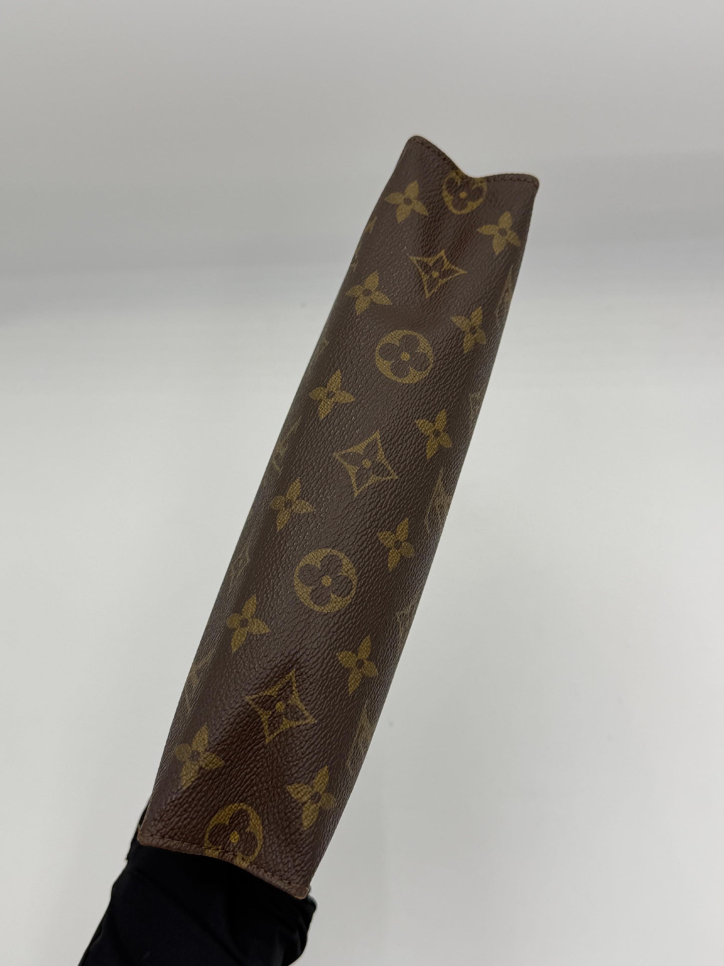 Louis Vuitton Toiletry Pouch 26 Pre-Owned