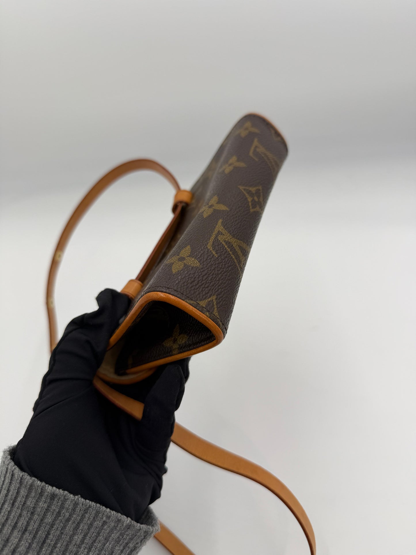 Louis Vuitton Monogram Pochette Florentine XS (AI445)