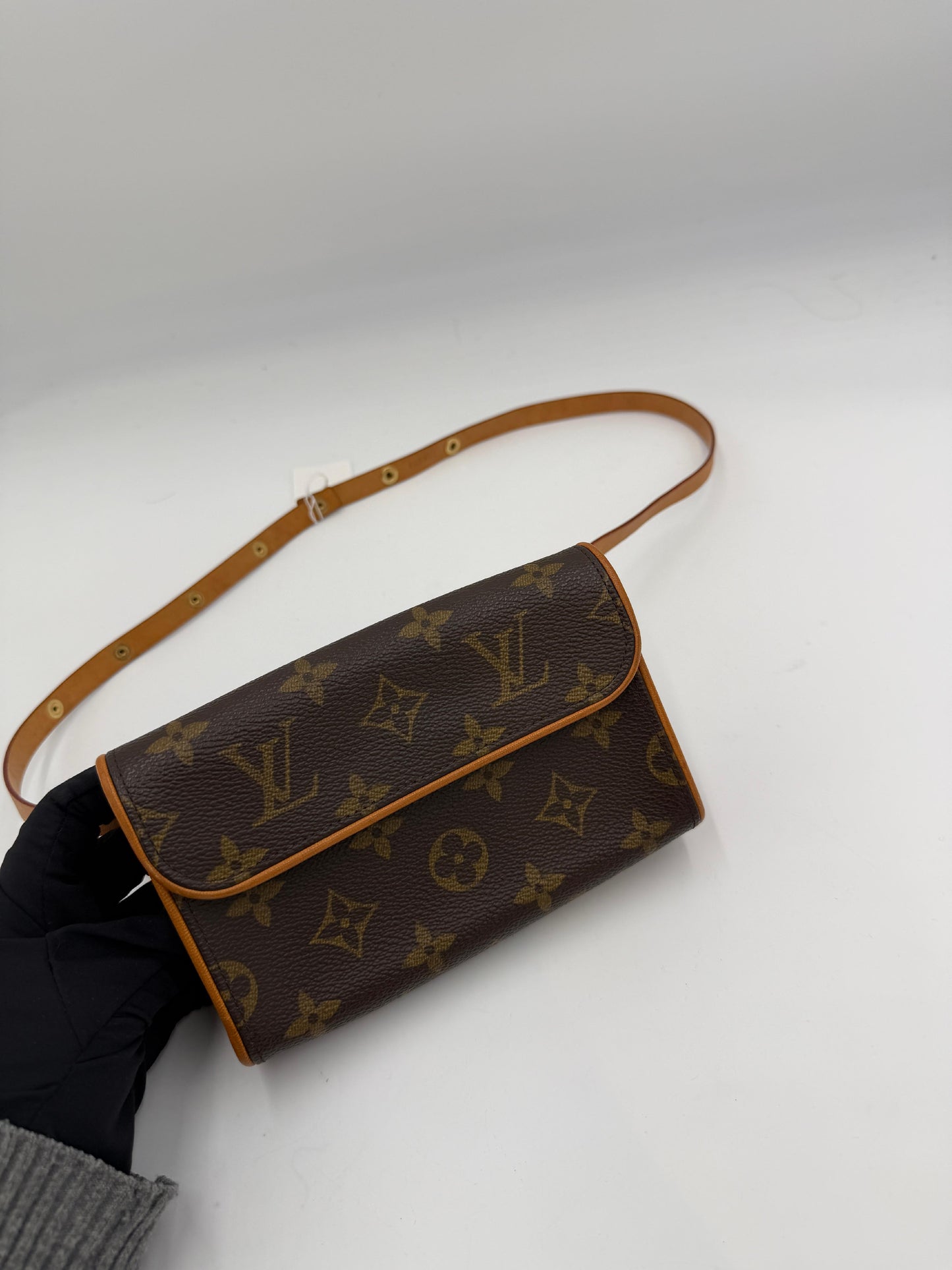 Louis Vuitton Monogram Pochette Florentine XS (AI445)