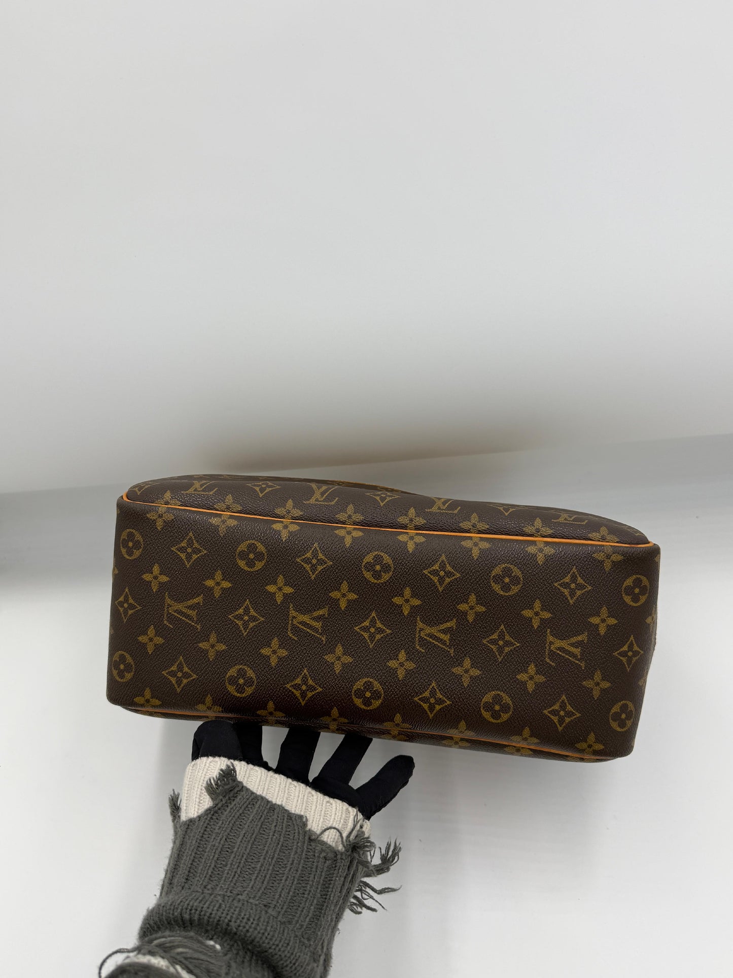 Louis Vuitton Deauville Pre-Owned