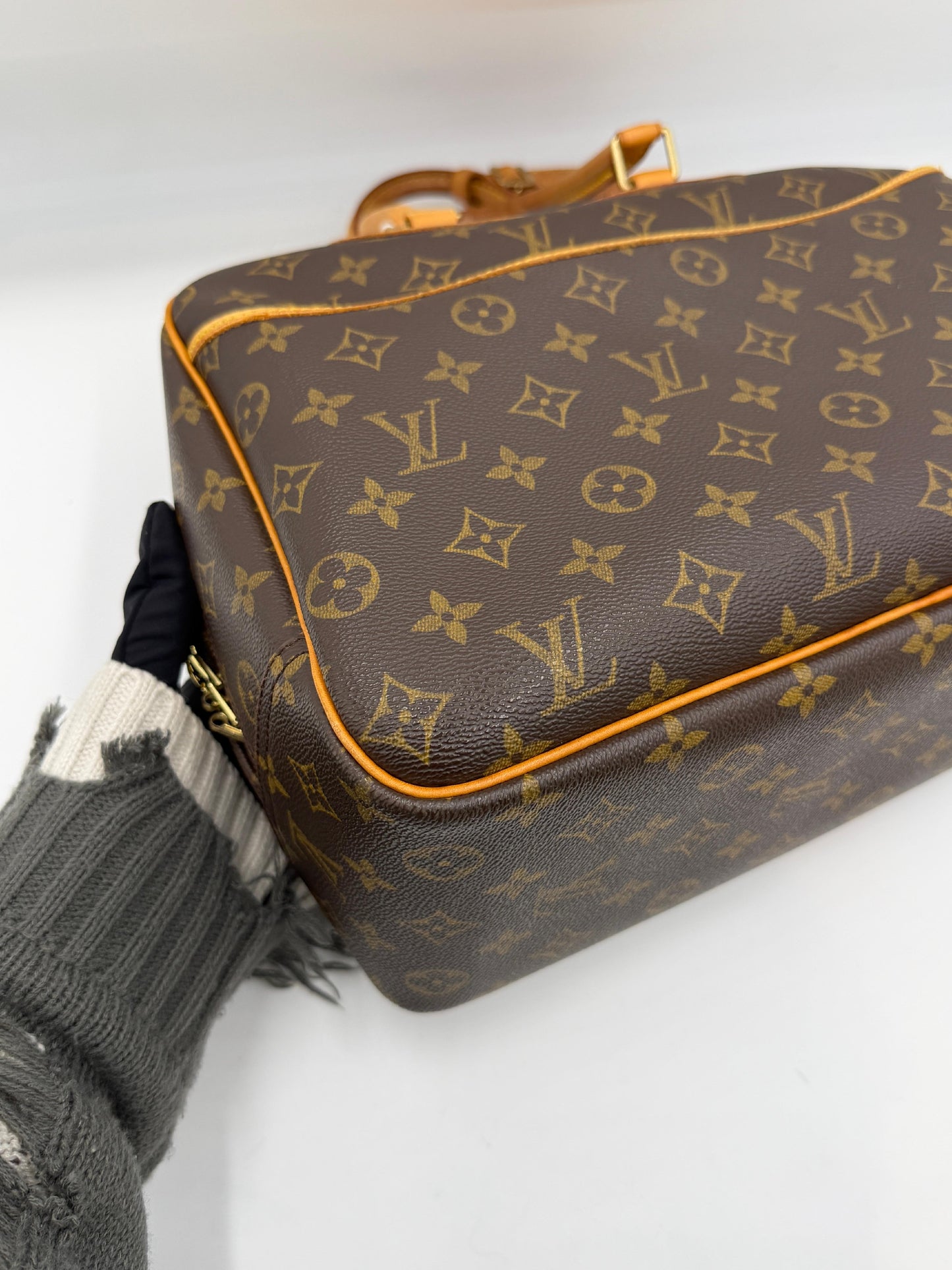 Louis Vuitton Deauville Pre-Owned