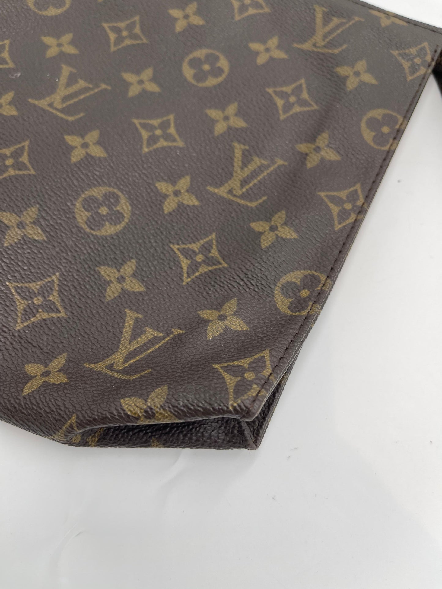 Louis Vuitton Monogram Toiletry Pouch Pre-Owned