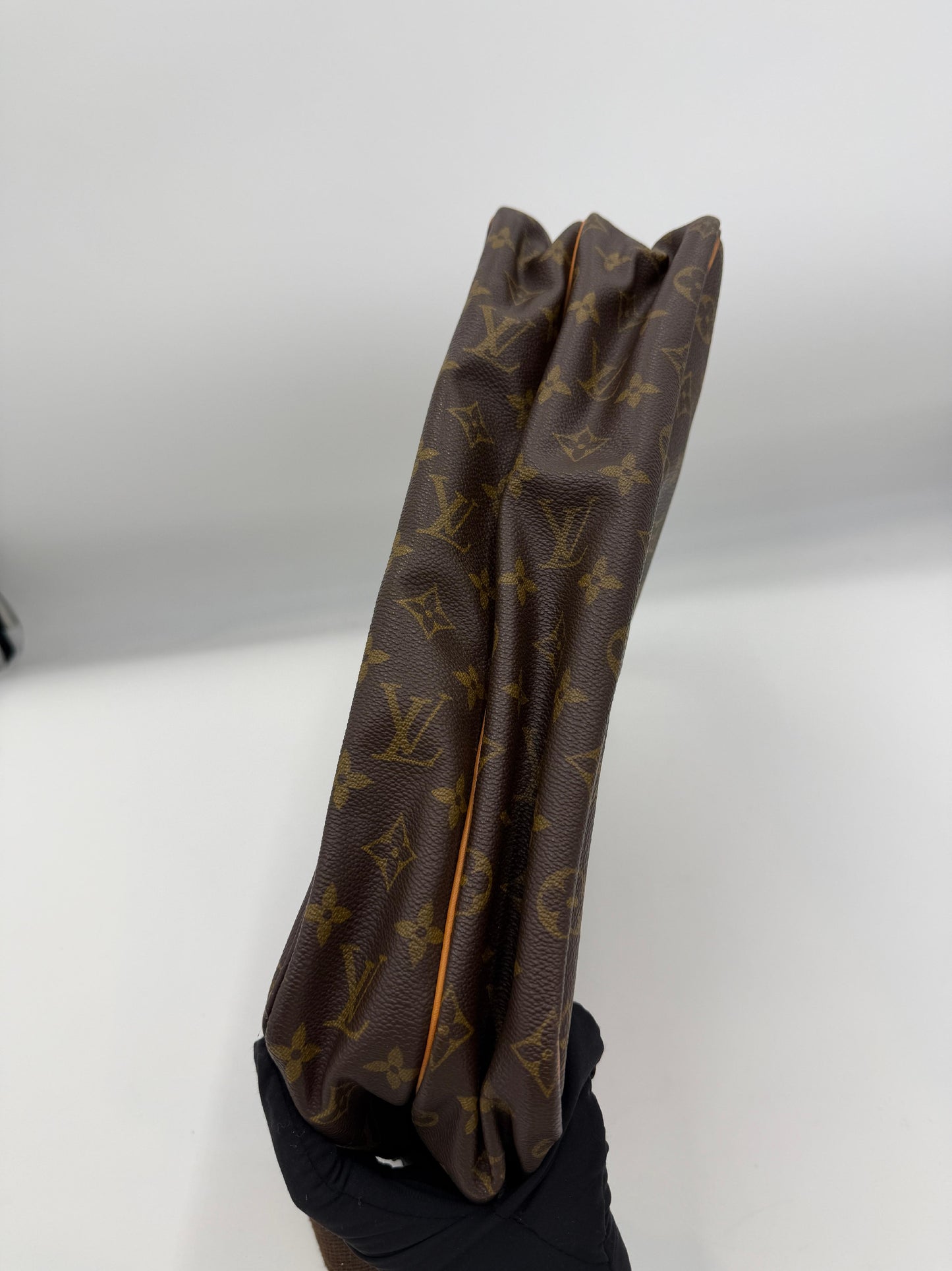Pre-Owned Louis Vuitton Monogram Reporter GM AI705