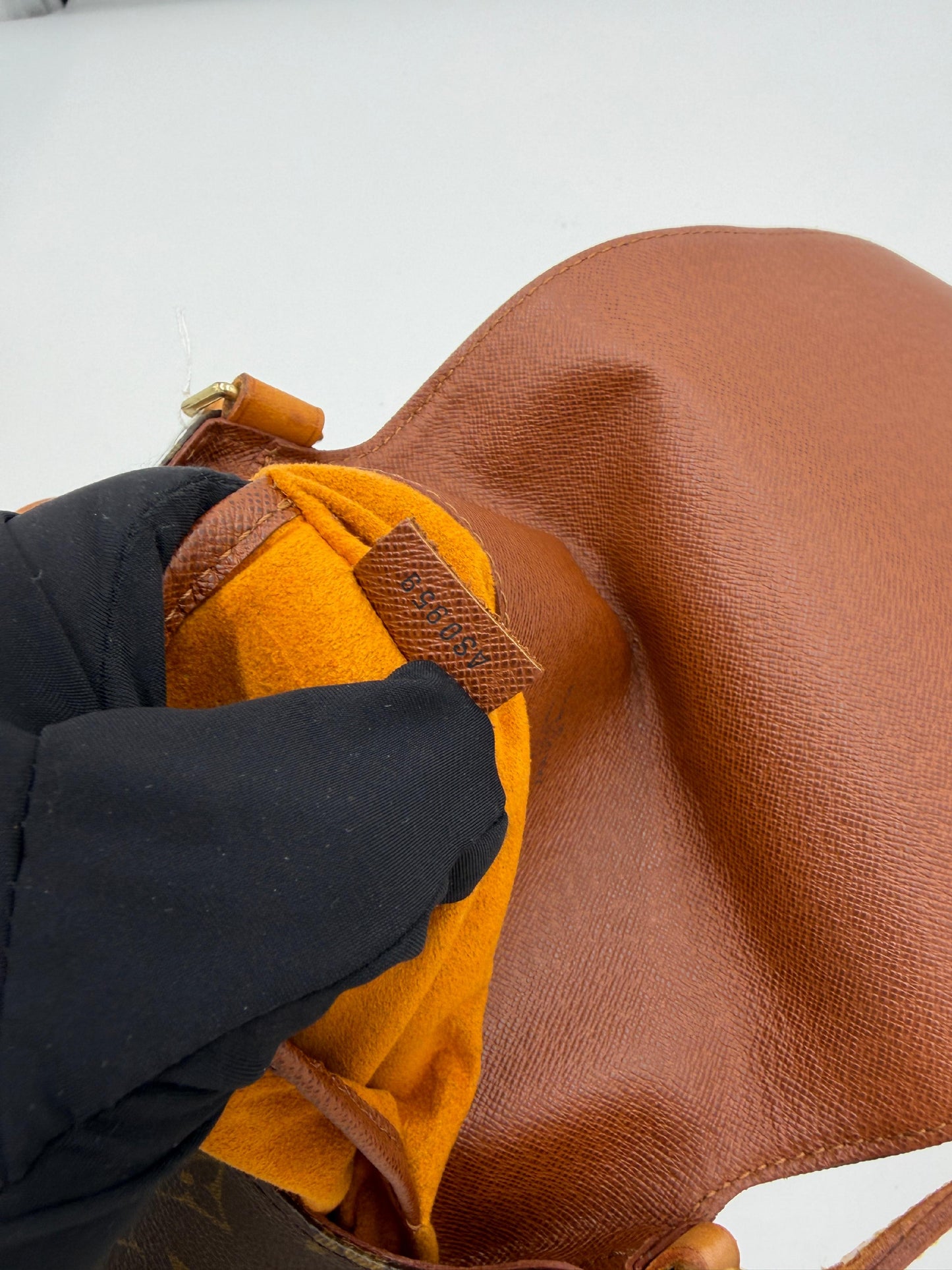 Pre-Owned Louis Vuitton Musette Salsa AI755