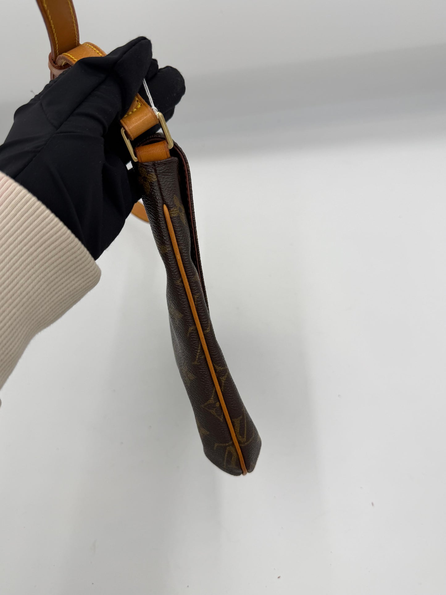 Pre-Owned Louis Vuitton Musette Salsa AI755