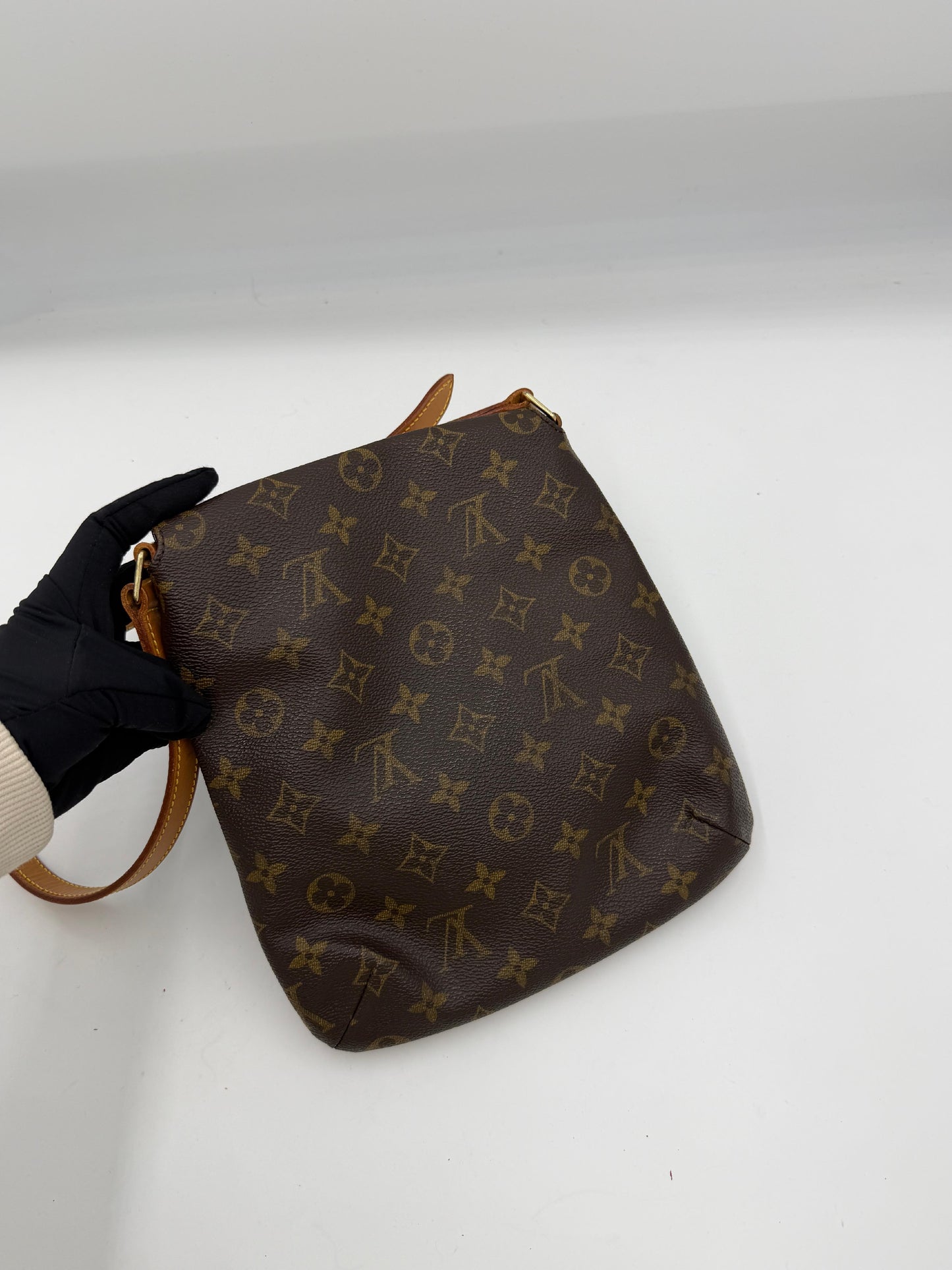 Pre-Owned Louis Vuitton Musette Salsa AI755